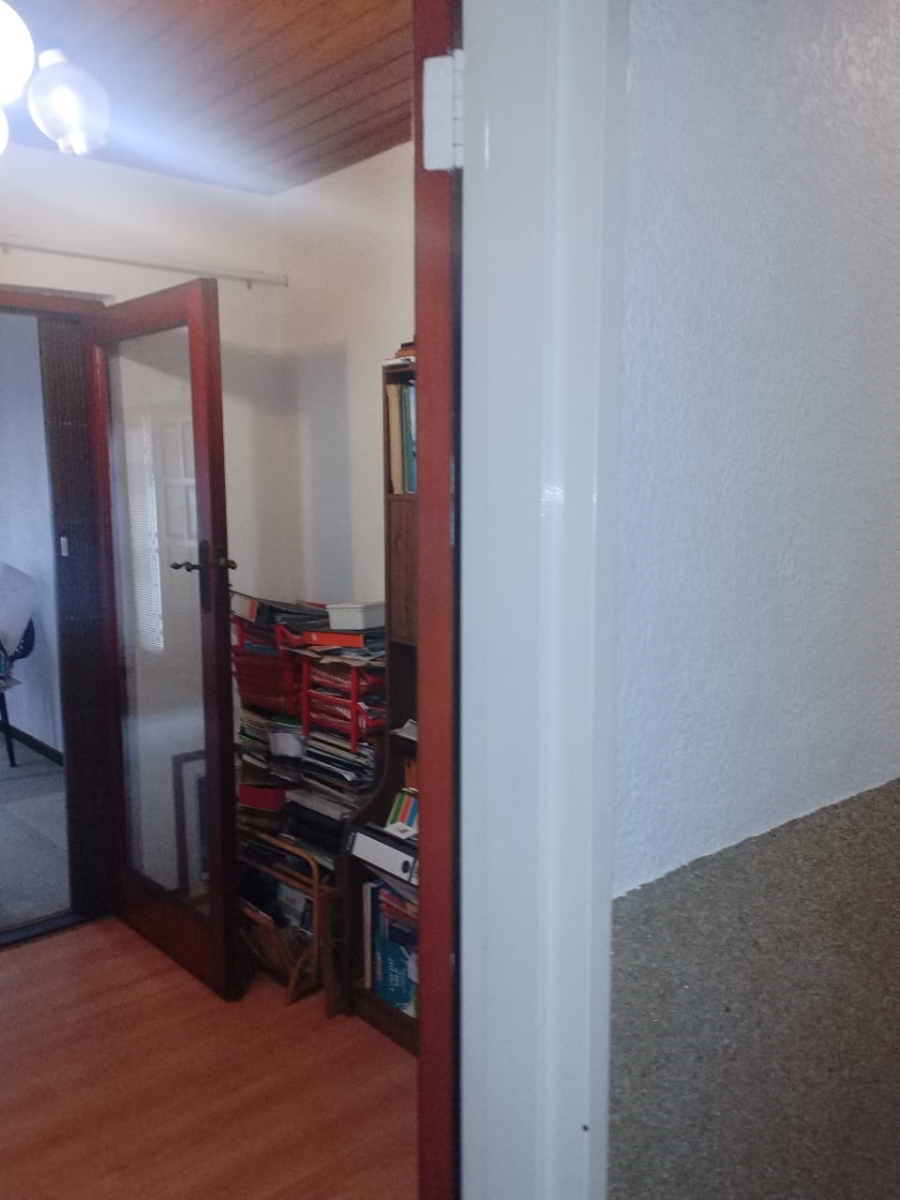 To Let 3 Bedroom Property for Rent in Montana Western Cape